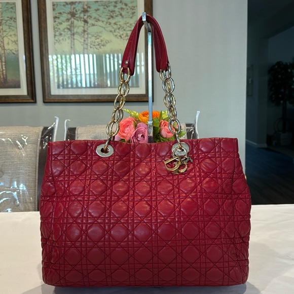 Authentic Dior Cannage chained tote bag - Picture 1 of 15